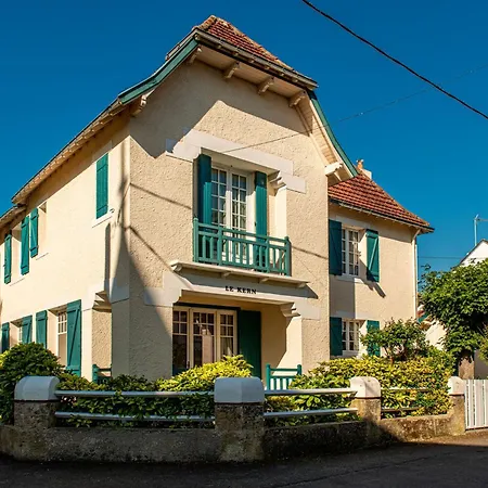 Maison Charmante Au Pouliguen Avec Acces Direct A La Vakantiehuis *