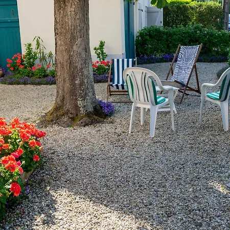 Casa de Férias Maison Charmante Au Pouliguen Avec Accès Direct à La