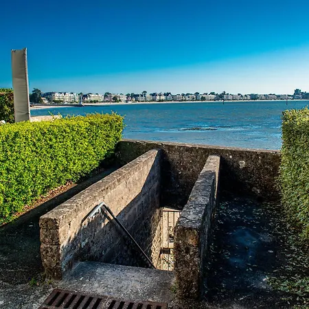 Casa de Férias Maison Charmante Au Pouliguen Avec Accès Direct à La Le Pouliguen