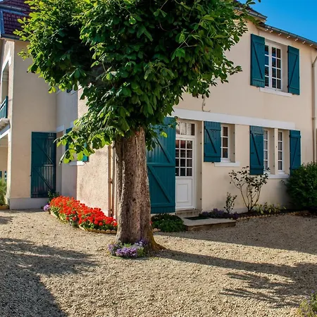 Vakantiehuis Maison Charmante Au Pouliguen Avec Acces Direct A La *