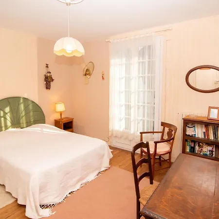 Maison Charmante Au Pouliguen Avec Acces Direct A La Vakantiehuis *