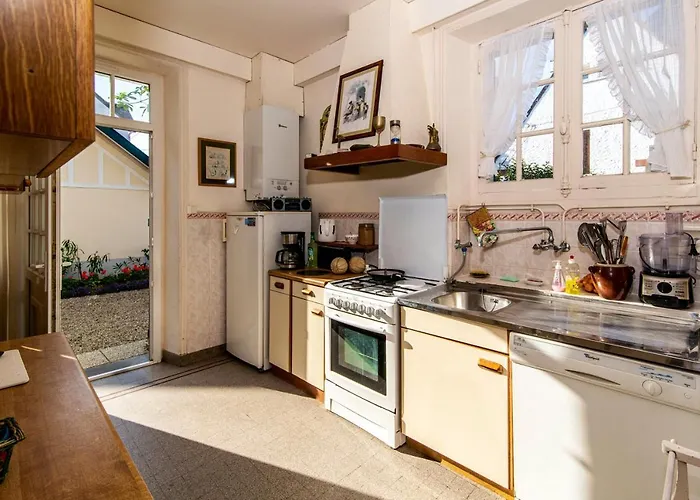 Prázdninový dům Maison Charmante Au Pouliguen Avec Acces Direct A La Le Pouliguen